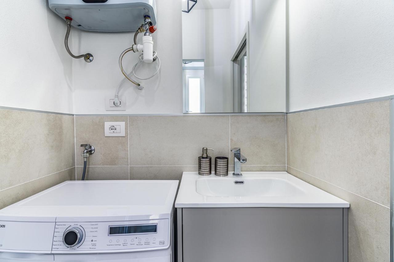 Pisani Apartment Милан Экстерьер фото